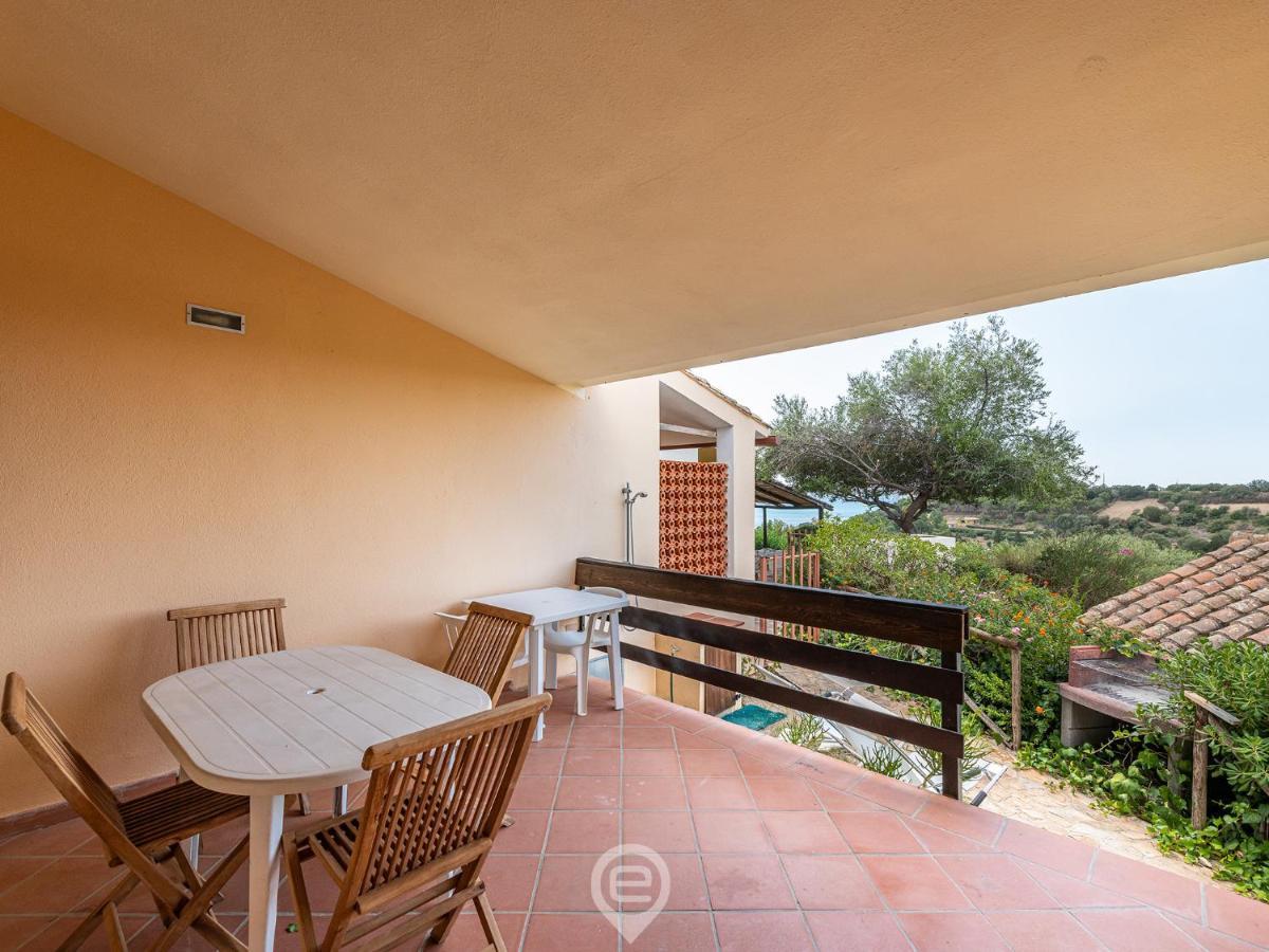 Porto Luna 25 - Hala Villa Villasimius Eksteriør bilde