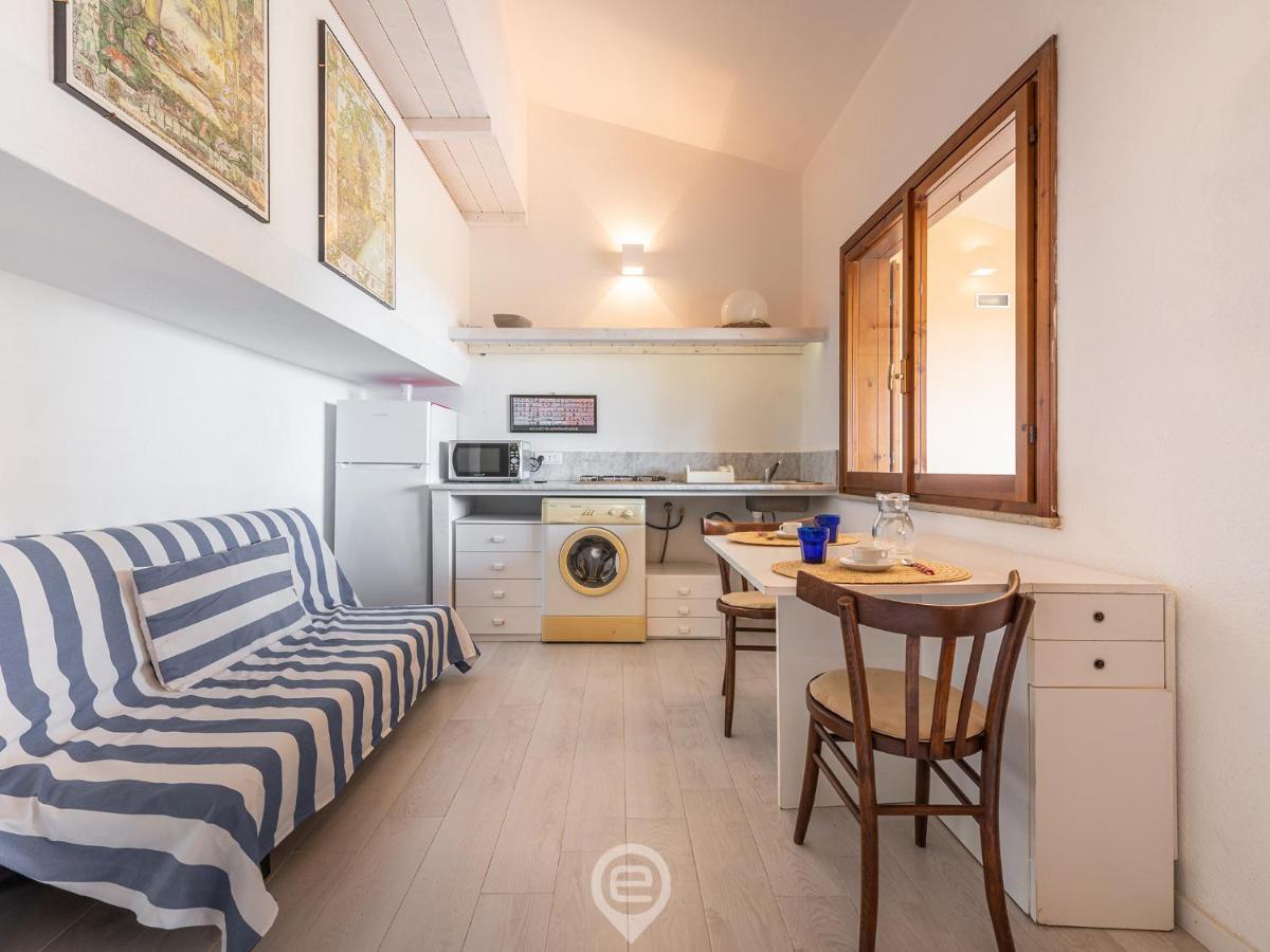 Porto Luna 25 - Hala Villa Villasimius Eksteriør bilde